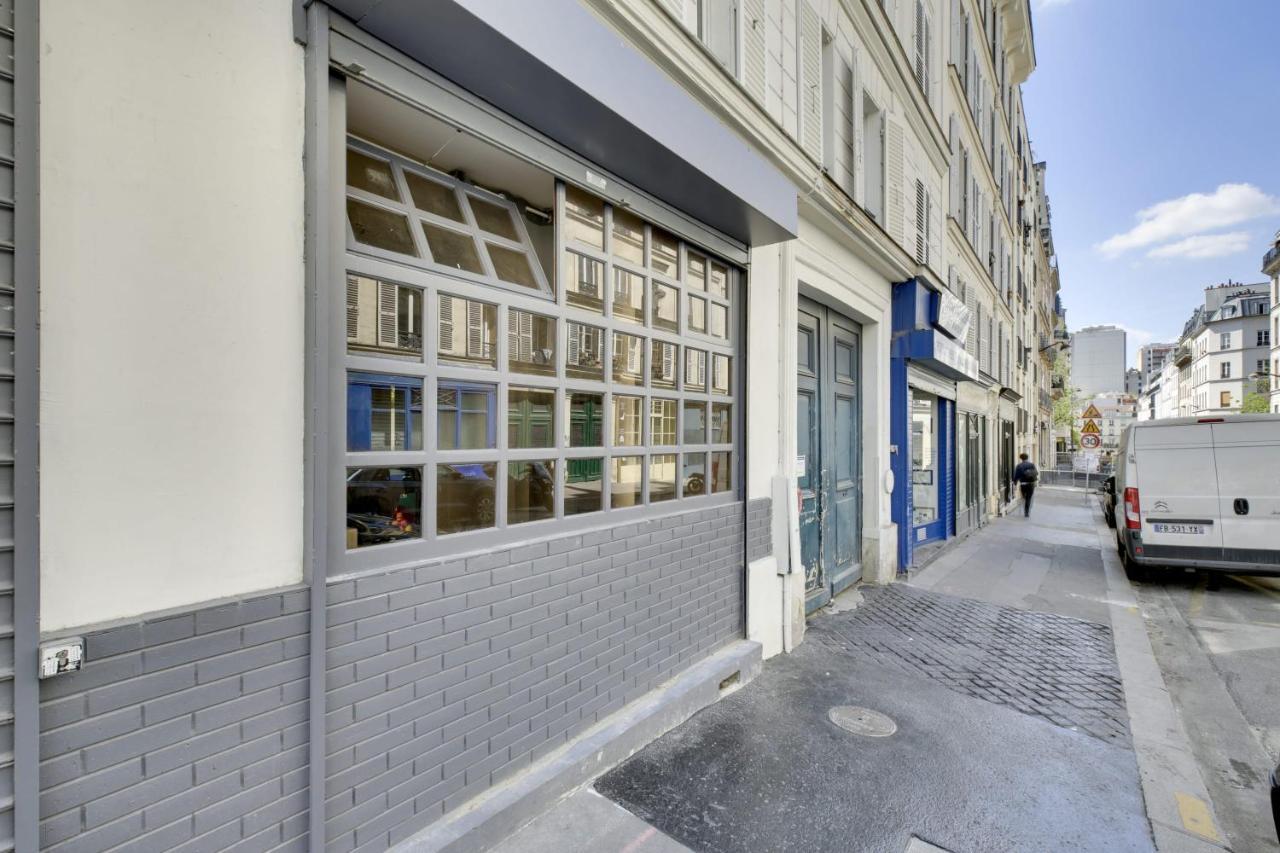 Bright Charming Modern Studio By Dreamy Canal St Martin 10Eme Metro Goncourt Apartment Paris Bagian luar foto